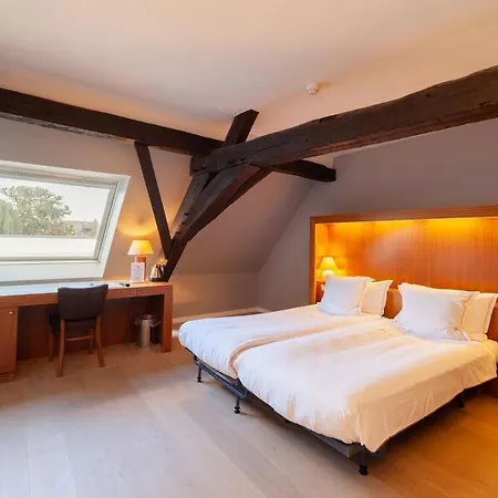 Hof Aragon Hotel 3*